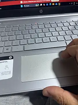 Snapshot of Gaby_kat chatting on November 14, 2025, 2:10 am Gaby kat online show from November 14, 2025, 2:10 am