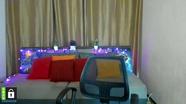 Arianasweety23 online show from January 17, 2025, 6:26 am