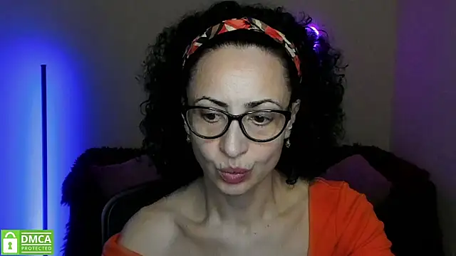 Arianasweety23 online show from March 18, 2025, 6:26 pm