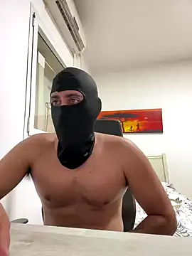 Snapshot of luffykingofpirets chatting on November 11, 2025, 8:58 am luffykingofpirets online show from November 11, 2025, 8:58 am