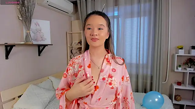 Maekko online show from February 27, 2025, 12:56 pm