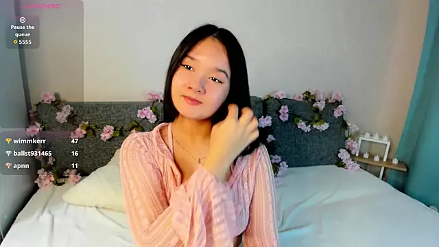 Maekko online show from December 4, 2025, 10:40 pm