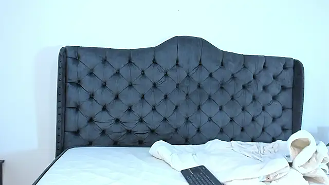 Snapshot of two_milkyway chatting on September 26, 2025, 12:31 pm two milkyway online show from September 26, 2025, 12:31 pm