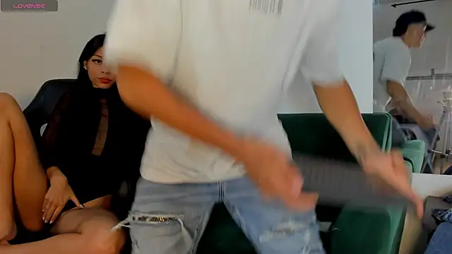 Snapshot of two_milkyway chatting on November 9, 2025, 1:26 am two milkyway online show from November 9, 2025, 1:26 am