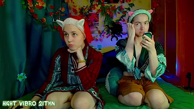 TrickyKitsune online show from November 2, 2025, 2:52 pm