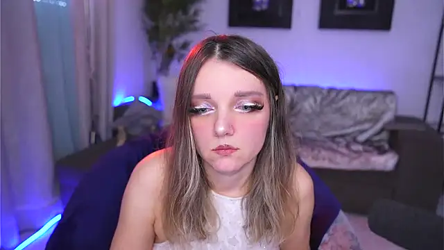 Snapshot of Magnetic_Amy chatting on January 15, 2025, 12:04 pm Magnetic Amy online show from January 15, 2025, 12:04 pm