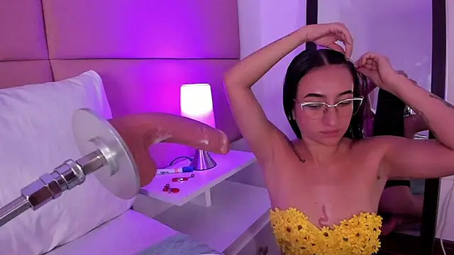 SammyMorales online show from February 19, 2025, 6:32 pm