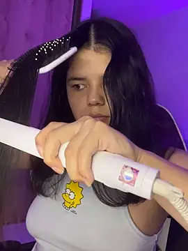 pretty angela1 online show from October 21, 2025, 3:07 am