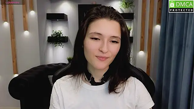 Snapshot of niki_cutes chatting on January 31, 2025, 1:11 am niki cutes online show from January 31, 2025, 1:11 am