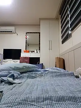 Snapshot of Lee0613 chatting on October 16, 2025, 9:38 pm Lee0613 online show from October 16, 2025, 9:38 pm