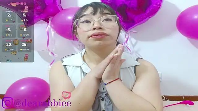 Snapshot of DearAbbiee chatting on February 17, 2025, 11:02 am DearAbbiee online show from February 17, 2025, 11:02 am