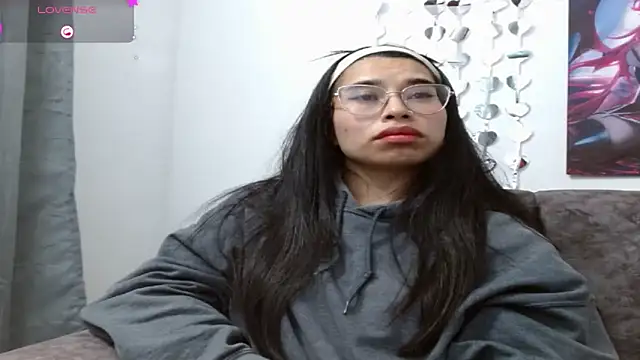 Snapshot of DearAbbiee chatting on September 18, 2025, 11:07 pm DearAbbiee online show from September 18, 2025, 11:07 pm