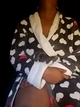 Queen-BD online show from November 18, 2025, 5:12 am