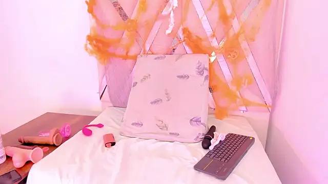 Snapshot of CATTLEYA_BIANCHI145 chatting on October 11, 2025, 2:55 am CATTLEYA BIANCHI145 online show from October 11, 2025, 2:55 am