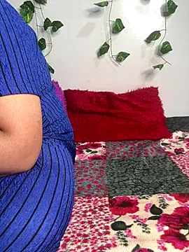 Snapshot of tanvihot2 chatting on October 12, 2025, 3:22 pm tanvihot2 online show from October 12, 2025, 3:22 pm