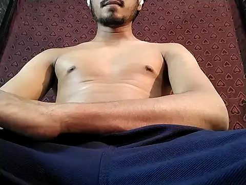 Ultimate cHappiE online show from December 15, 2025, 2:43 pm