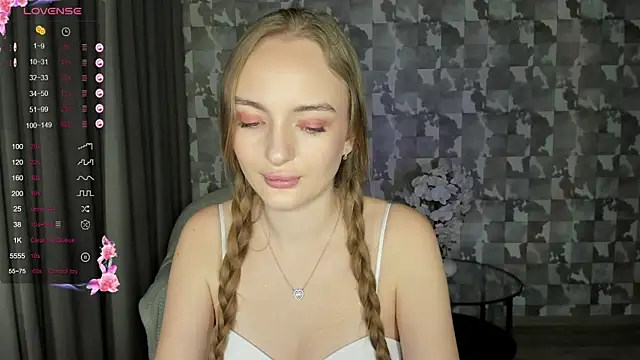 Snapshot of A_delina chatting on February 4, 2025, 3:04 pm A delina online show from February 4, 2025, 3:04 pm