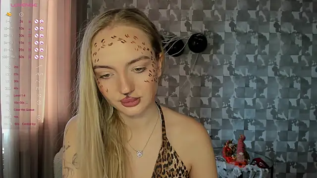 Snapshot of A_delina chatting on October 25, 2025, 10:45 am A delina online show from October 25, 2025, 10:45 am