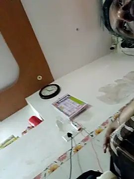 Snapshot of carria_homes chatting on January 20, 2025, 10:29 am carria homes online show from January 20, 2025, 10:29 am