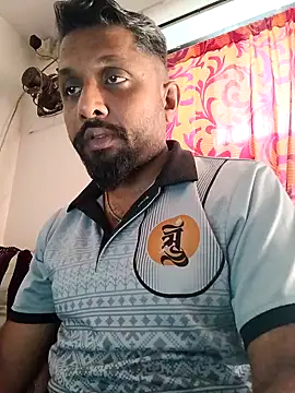 Snapshot of carria_homes chatting on February 6, 2025, 7:45 am carria homes online show from February 6, 2025, 7:45 am