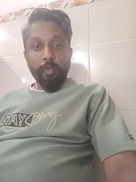 Snapshot of carria_homes chatting on March 19, 2025, 9:49 am carria homes online show from March 19, 2025, 9:49 am