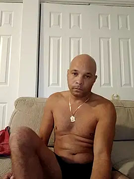 3patica online show from October 15, 2025, 3:34 pm