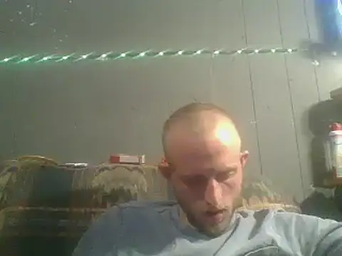 Snapshot of 618fuckupp chatting on March 13, 2025, 6:26 am 618fuckupp online show from March 13, 2025, 6:26 am