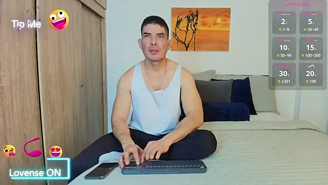 Andrewstelle coleman online show from September 9, 2025, 2:44 am