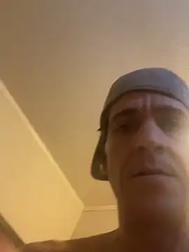 87Mac87 online show from December 2, 2025, 9:10 pm