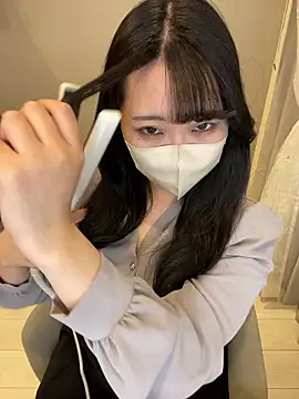 Snapshot of mina_0207 chatting on October 4, 2025, 9:13 pm mina 0207 online show from October 4, 2025, 9:13 pm