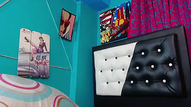 valerie mase online show from January 28, 2025, 10:45 pm