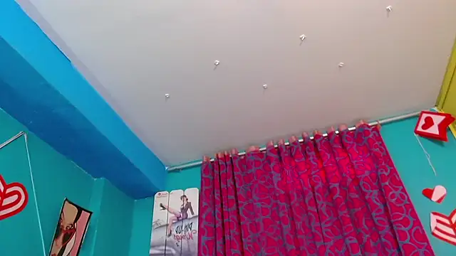 valerie mase online show from October 14, 2025, 6:52 pm