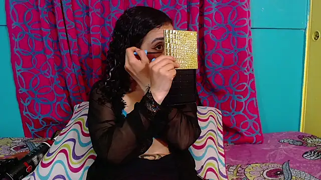 valerie mase online show from November 18, 2025, 8:24 pm