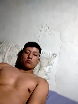 Snapshot of MartzJJ chatting on September 11, 2025, 7:58 pm MartzJJ online show from September 11, 2025, 7:58 pm