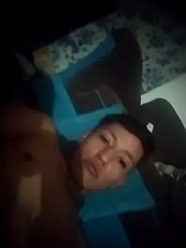 Snapshot of MartzJJ chatting on December 20, 2025, 7:59 am MartzJJ online show from December 20, 2025, 7:59 am