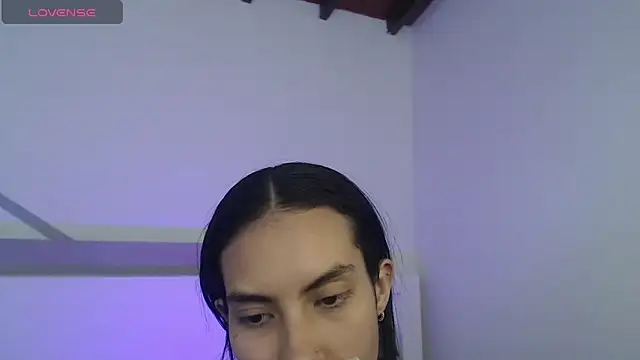 VenusEvans1 online show from January 24, 2025, 8:54 pm