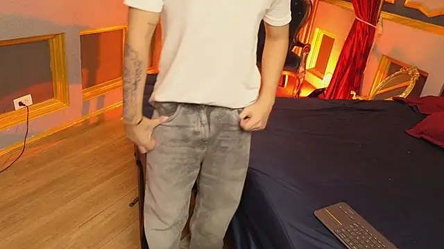 Snapshot of MarcoVitto chatting on November 4, 2025, 7:57 pm MarcoVitto online show from November 4, 2025, 7:57 pm