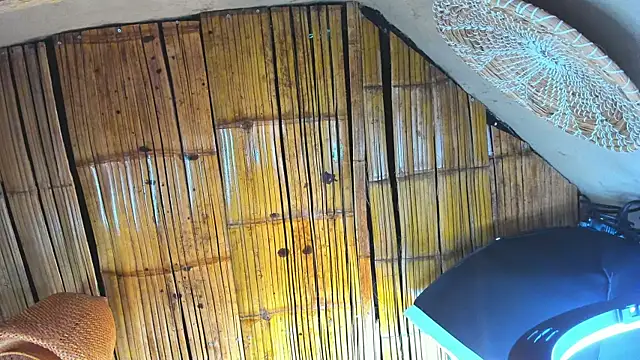 Snapshot of MarcoVitto chatting on November 23, 2025, 7:13 pm MarcoVitto online show from November 23, 2025, 7:13 pm