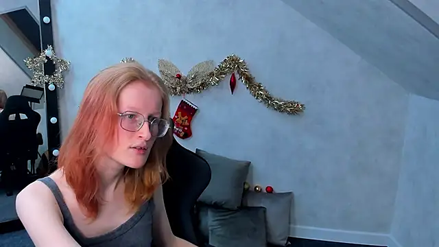 Snapshot of ElizabethHarpper chatting on January 14, 2025, 11:42 am ElizabethHarpper online show from January 14, 2025, 11:42 am