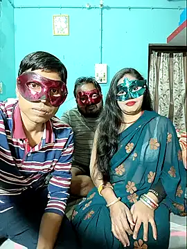 Hot purva online show from February 23, 2025, 5:39 pm