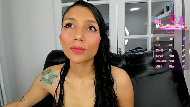 Snapshot of miss___evangeline chatting on February 25, 2025, 11:08 am miss evangeline online show from February 25, 2025, 11:08 am
