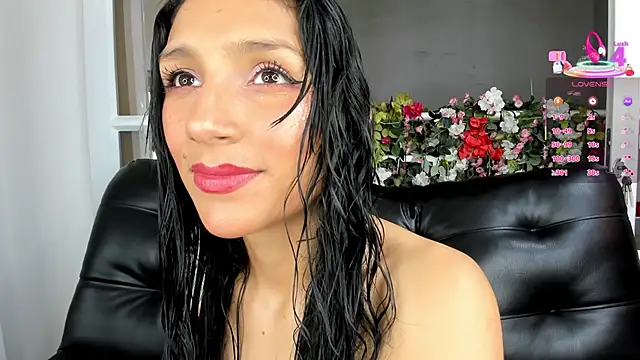 Snapshot of miss___evangeline chatting on March 7, 2025, 2:46 am miss evangeline online show from March 7, 2025, 2:46 am