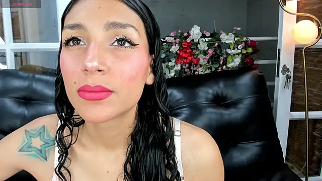 Snapshot of miss___evangeline chatting on March 21, 2025, 2:39 am miss evangeline online show from March 21, 2025, 2:39 am