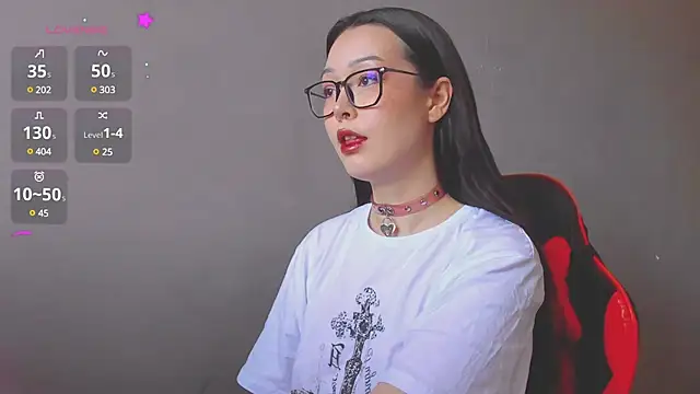 kittenrisha online show from February 10, 2025, 9:36 am