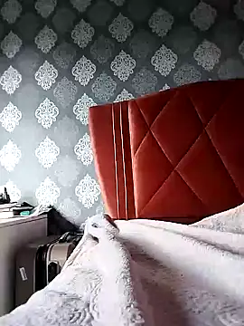 Snapshot of derya35 chatting on January 17, 2025, 10:22 am derya35 online show from January 17, 2025, 10:22 am