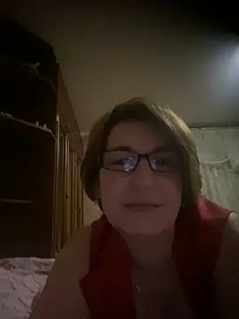 Snapshot of Prolisok473 chatting on February 14, 2025, 4:31 pm Prolisok473 online show from February 14, 2025, 4:31 pm