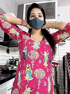 Best-Couple online show from November 17, 2025, 3:01 am