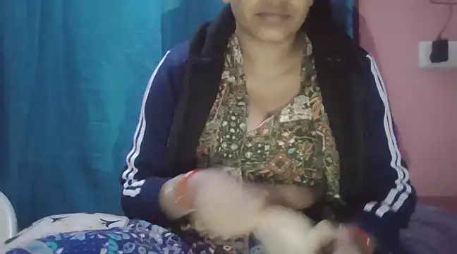 Snapshot of Hot-shanvi chatting on February 27, 2025, 4:32 pm Hot-shanvi online show from February 27, 2025, 4:32 pm