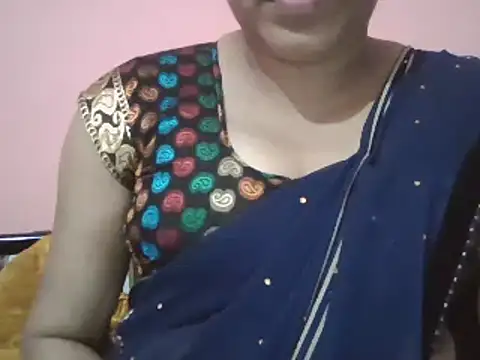 Snapshot of Hot-shanvi chatting on March 15, 2025, 8:26 am Hot-shanvi online show from March 15, 2025, 8:26 am