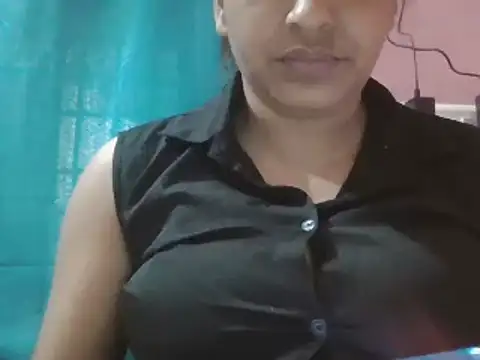 Snapshot of Hot-shanvi chatting on March 18, 2025, 10:25 am Hot-shanvi online show from March 18, 2025, 10:25 am